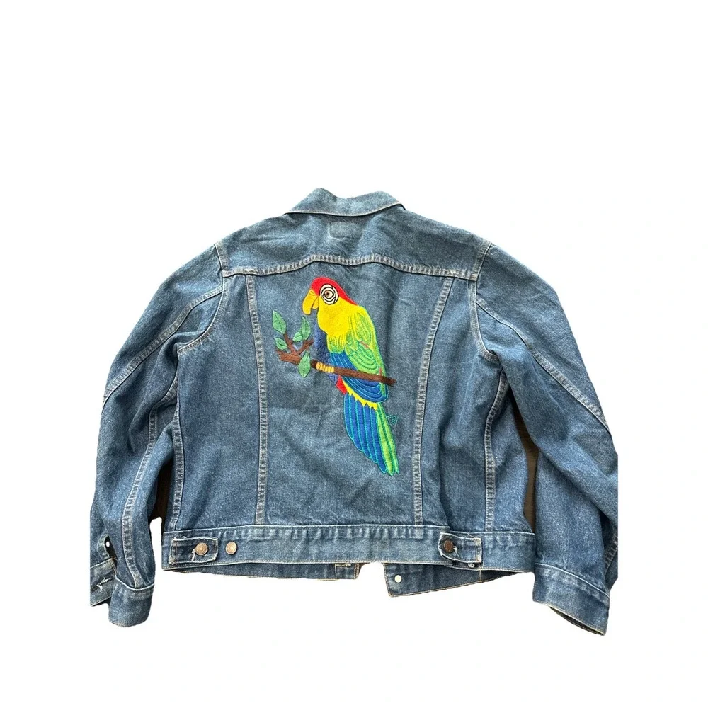 Vintage 1970s Levi's 70505 Trucker Jacket Hand Embroidered Parrot Size 44 Rare